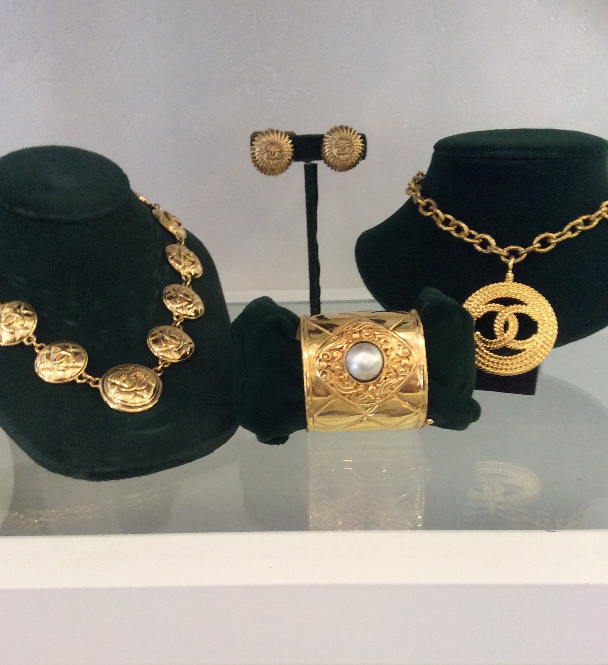 Chanel beads and rhinestones jewelry set  Les Merveilles De Babellou