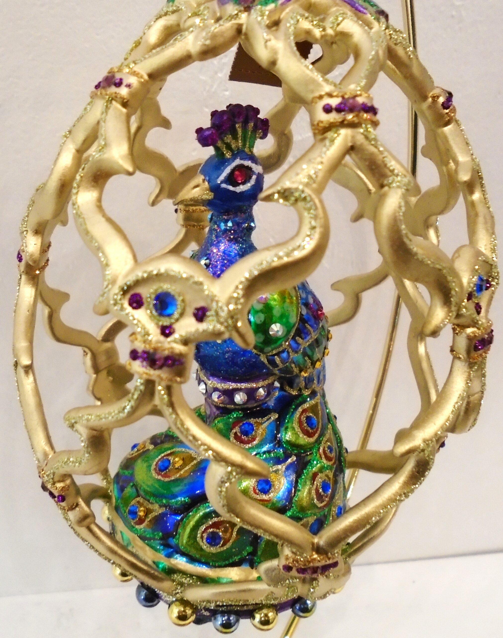 Jay Strongwater Ornamento Di Vetro Cinque Anelli D'Oro - 12 Giorni Di Natale - Swarovski E Cristalli - 10x12,7 Cm
